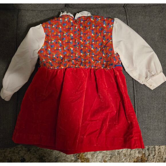 Vintage little girls dress with red velvet bottom - Picture 3 of 4